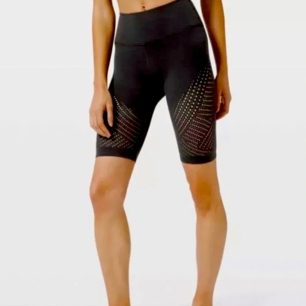 Lululemon Reveal HR Short Digi Rain Charcoal Grey Size 2 High Rise Shorts - Picture 4 of 12